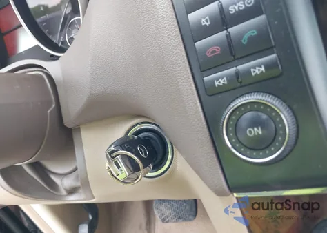 2011 Mercedes-Benz Ml 350 Bluetec 4Matic z USA, uszkodzony, nr VIN 4JGBB2FB3BA707190